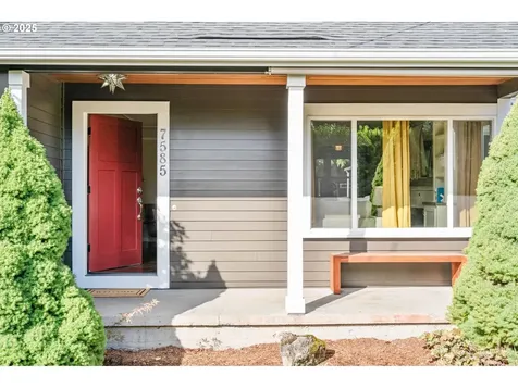 7585 SW 71st Avenue Portland OR 97223