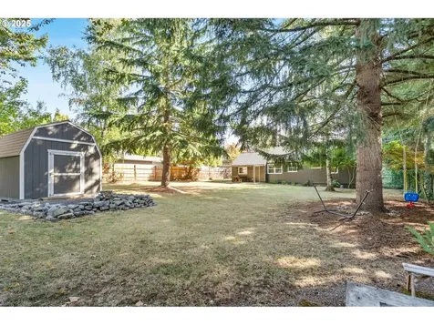 7585 SW 71st Avenue Portland OR 97223