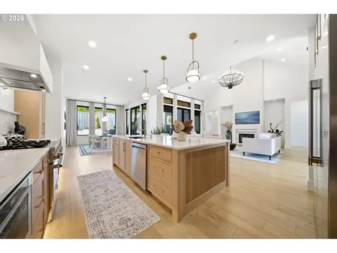 5103 S Street Washougal WA 98671