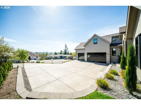 5103 S Street Washougal WA 98671
