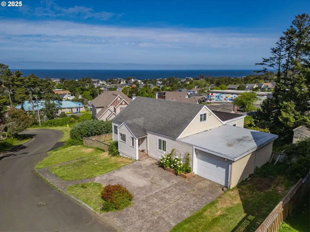 1749 NE 19th Street Lincoln City OR 97367