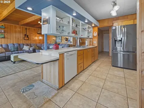 1749 NE 19th Street Lincoln City OR 97367