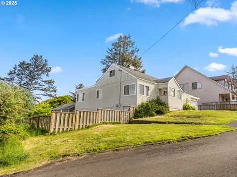 1749 NE 19th Street Lincoln City OR 97367