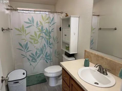 2383 W Military Avenue Roseburg OR 97471
