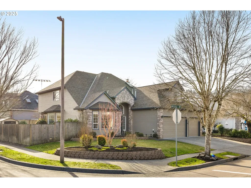 781 Nicole Drive West Linn OR 97068
