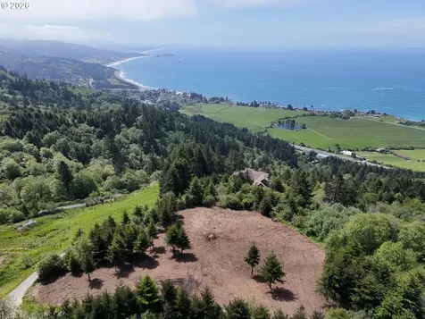 Mcvay Creek Road Tl310 Brookings OR 97415