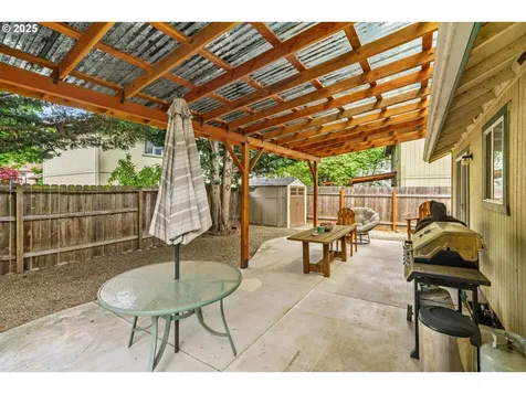 3318 Pinyon Street Springfield OR 97478