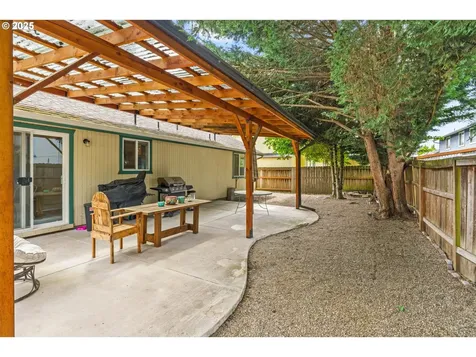 3318 Pinyon Street Springfield OR 97478