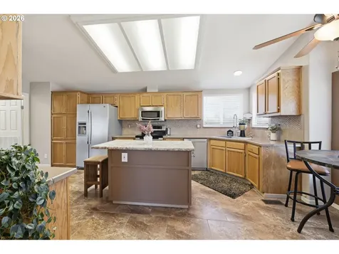 3220 Crescent Avenue Eugene OR 97408