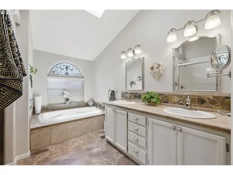 3220 Crescent Avenue Eugene OR 97408