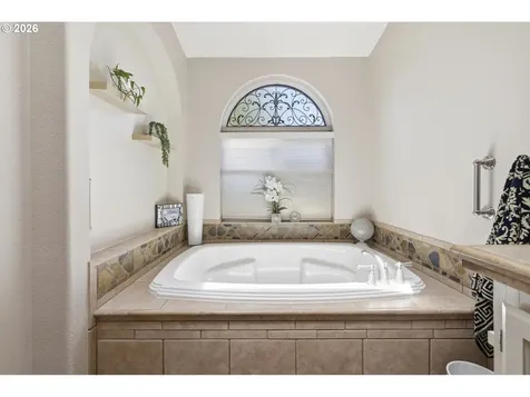3220 Crescent Avenue Eugene OR 97408