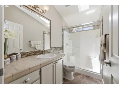 3220 Crescent Avenue Eugene OR 97408