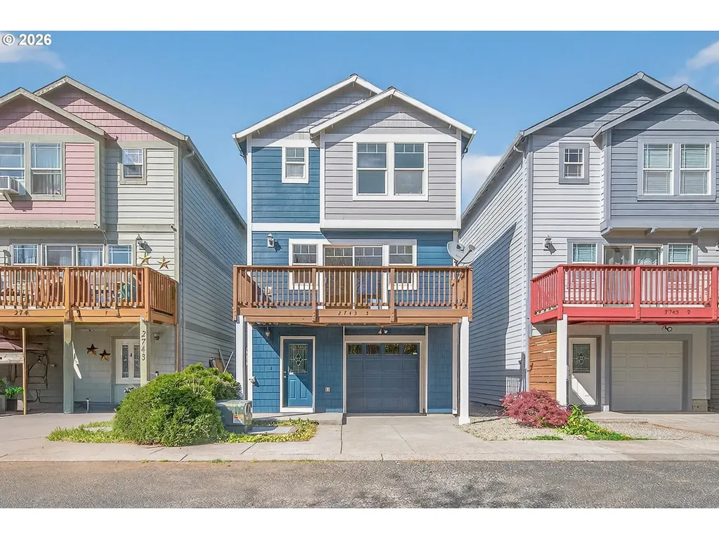 2743 SE 98th Avenue Portland OR 97266
