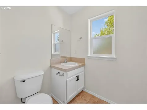 2743 SE 98th Avenue Portland OR 97266