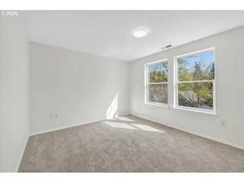 2743 SE 98th Avenue Portland OR 97266