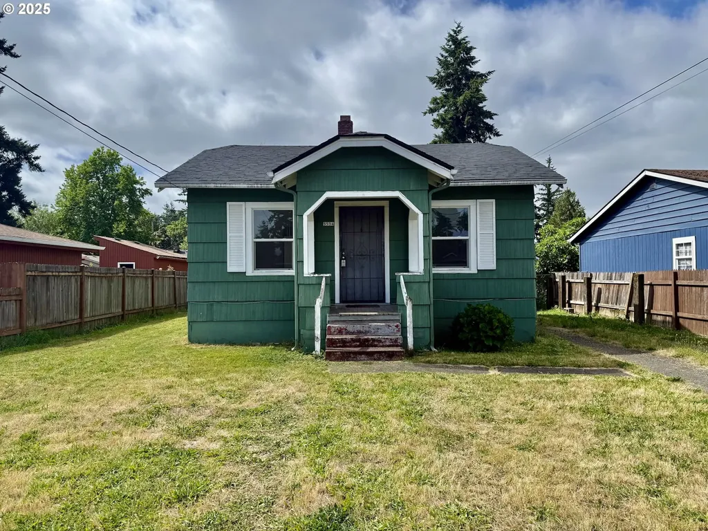 5534 SE Malden Street Portland OR 97206