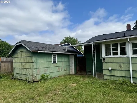 5534 SE Malden Street Portland OR 97206