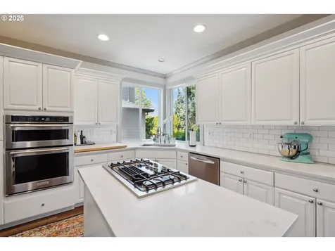 3753 NW Talamore Terrace Portland OR 97229