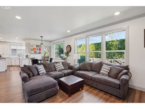 3753 NW Talamore Terrace Portland OR 97229