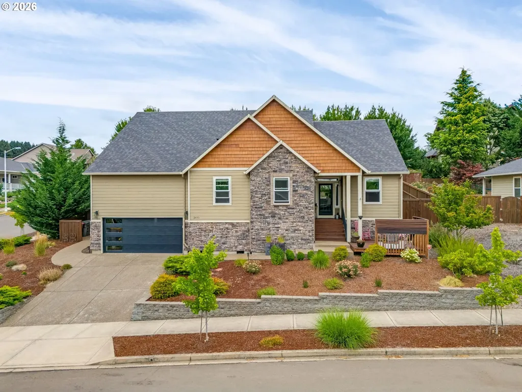 2695 NW Mount Ashland Drive Mcminnville OR 97128