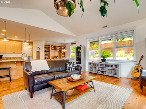 2695 NW Mount Ashland Drive Mcminnville OR 97128