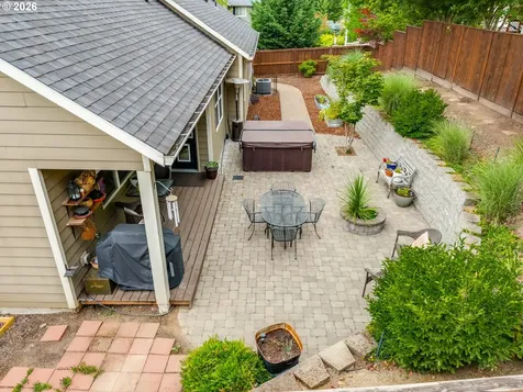 2695 NW Mount Ashland Drive Mcminnville OR 97128