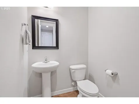 10817 NE 100th Avenue Vancouver WA 98662