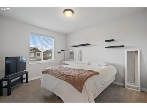10817 NE 100th Avenue Vancouver WA 98662
