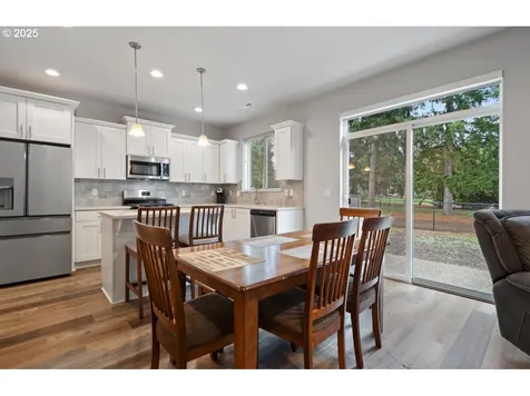10817 NE 100th Avenue Vancouver WA 98662