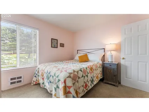3868 Grant Place Bandon OR 97411