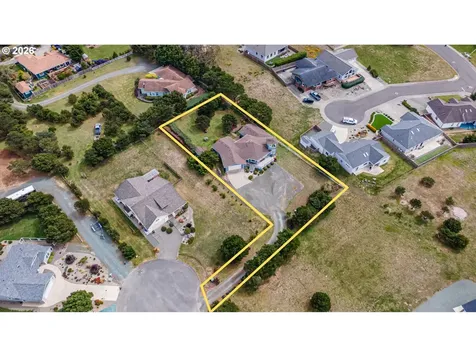 3868 Grant Place Bandon OR 97411