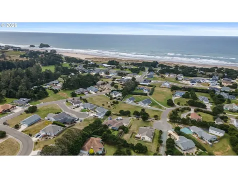 3868 Grant Place Bandon OR 97411