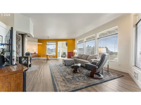 3868 Grant Place Bandon OR 97411