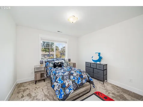2345 Pioneer Pike Eugene OR 97401