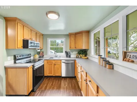 8381 S Vale Garden Road Canby OR 97013
