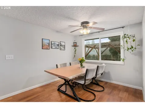 918 NW 90th Street Vancouver WA 98665