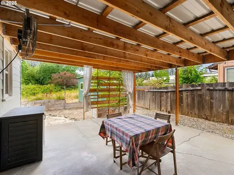2745 SW 187th Avenue Beaverton OR 97003