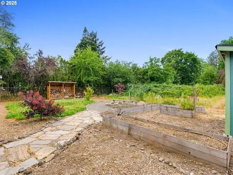 2745 SW 187th Avenue Beaverton OR 97003