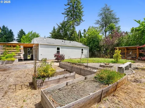 2745 SW 187th Avenue Beaverton OR 97003