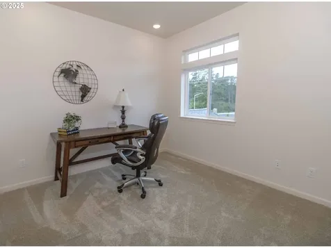 1575 37th Street Florence OR 97439