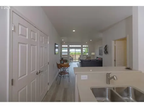 1575 37th Street Florence OR 97439
