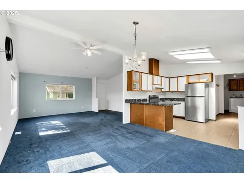 13216 NE 59th Street Vancouver WA 98682