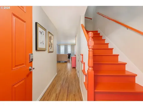129 SW Dolphin Street Newport OR 97365