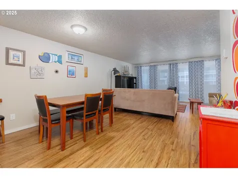 129 SW Dolphin Street Newport OR 97365