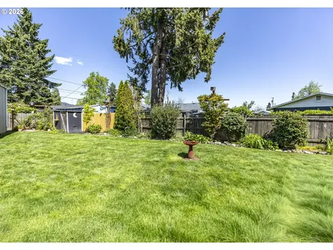 1116 Pleasant Street Springfield OR 97477