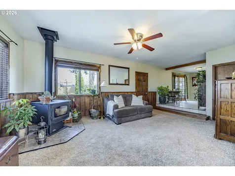 1116 Pleasant Street Springfield OR 97477