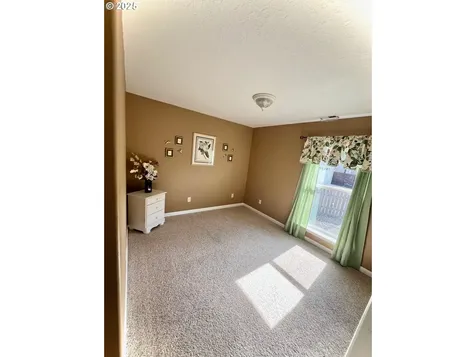 99 Rainbow Way Kelso WA 98626