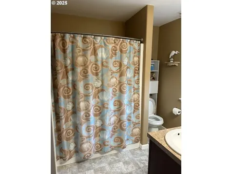 99 Rainbow Way Kelso WA 98626