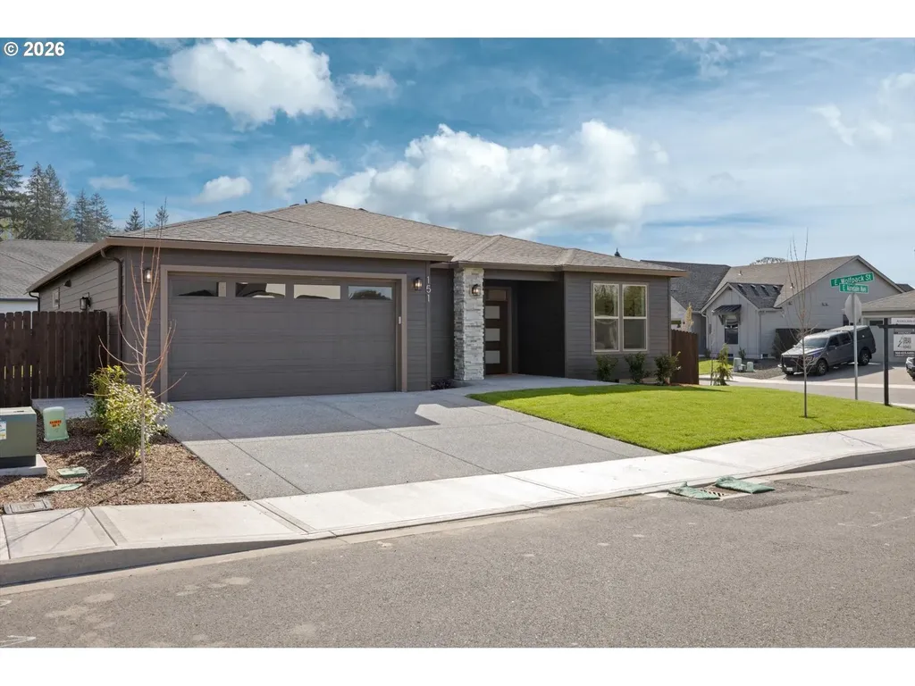 151 E Airedale Avenue La Center WA 98629