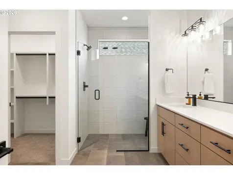 151 E Airedale Avenue La Center WA 98629
